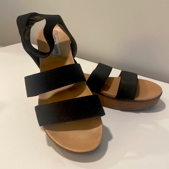 Steve Madden Platform Sandal - Picture 1 of 6